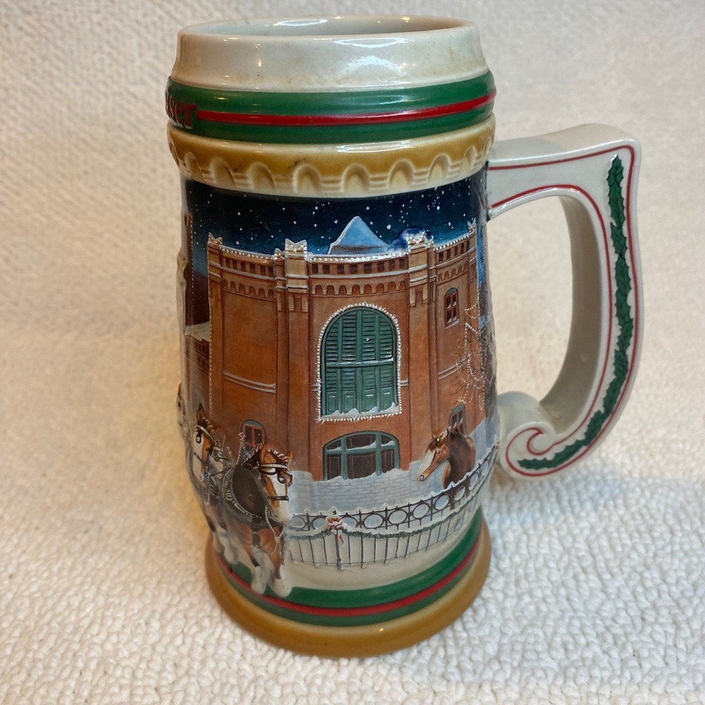 Budweiser Clydesdales Beer Stein‎ Collectible Vintage Ceramic 1997